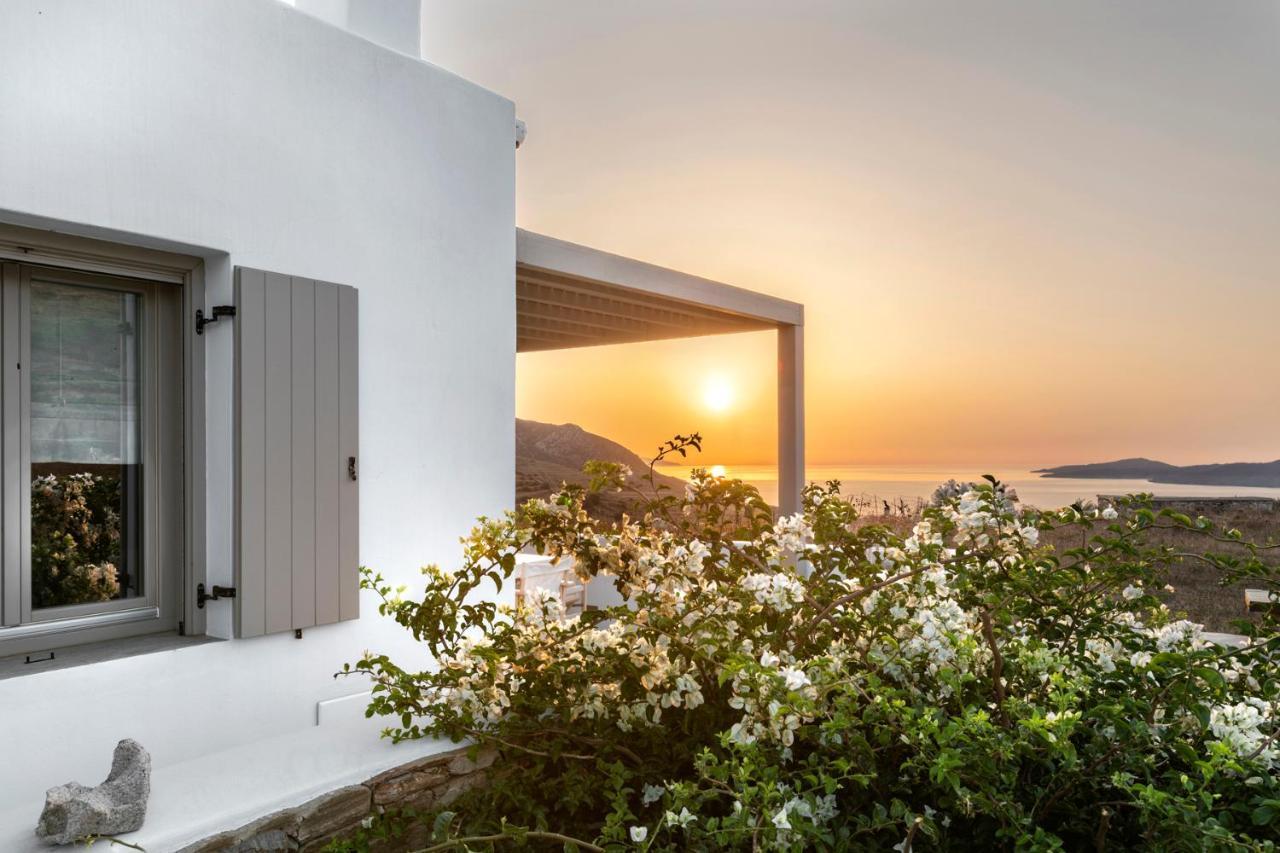 White Tinos Luxury Suites Steni Exterior photo