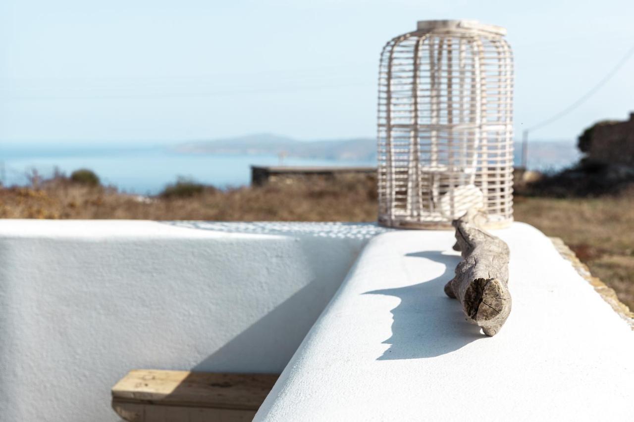 White Tinos Luxury Suites Steni Exterior photo