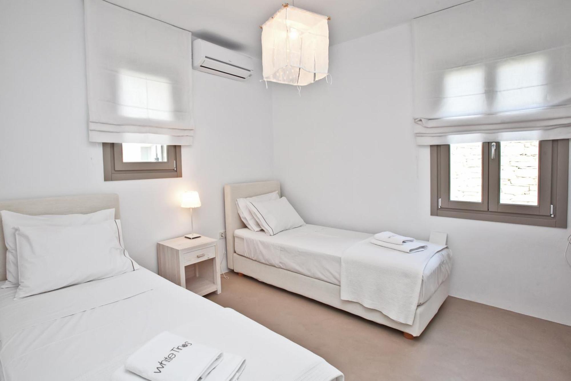 White Tinos Luxury Suites Steni Exterior photo